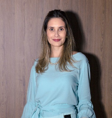 VIRGÍNIA SÁ C. C. SANCHES